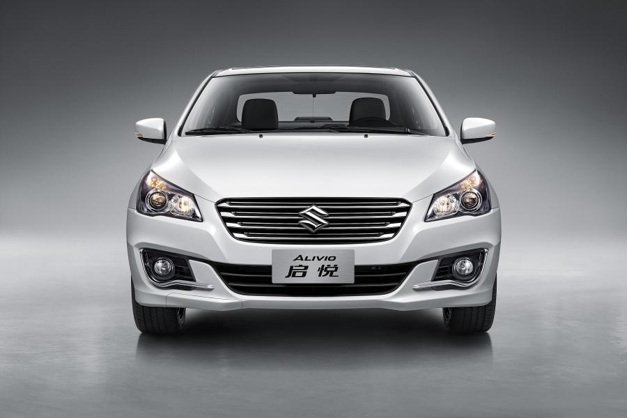  Suzuki Alivio 2014 года  (фото 11 из 27)